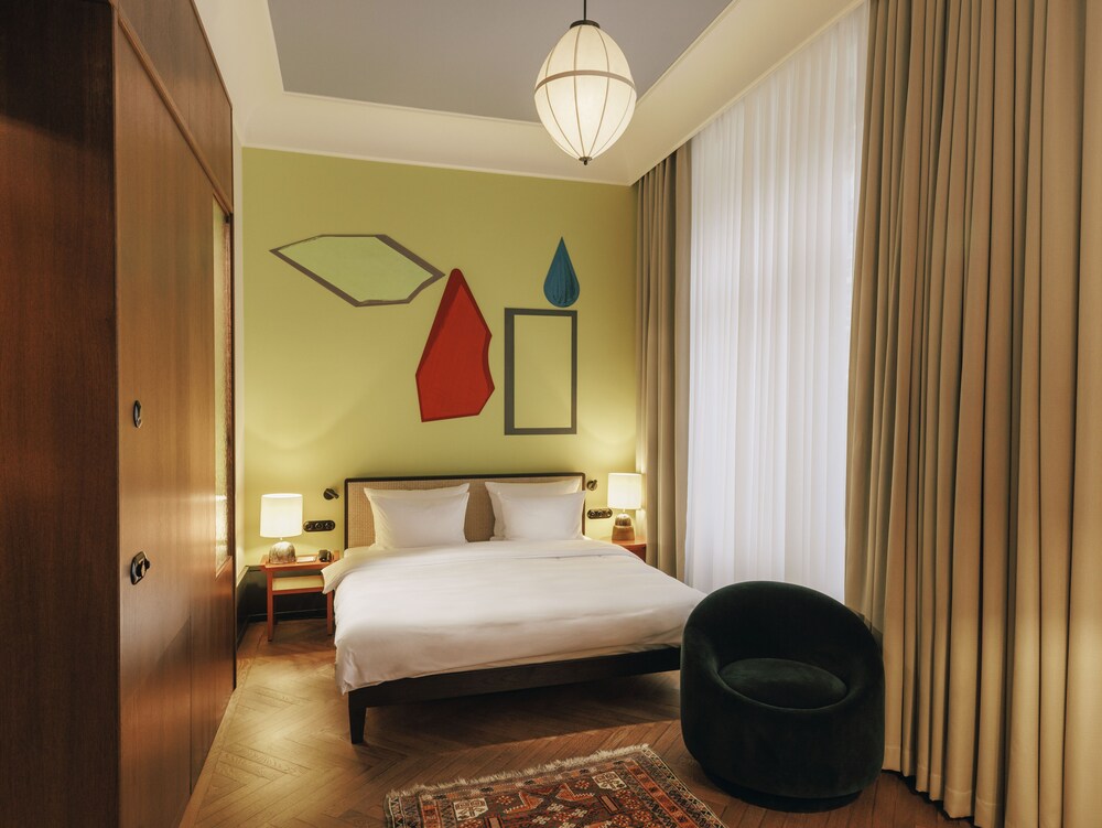 Boutique Hotel Château Royal 4