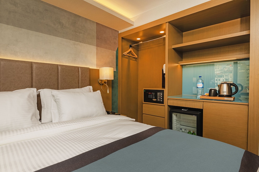 Csk The Halich Port Istanbul 8