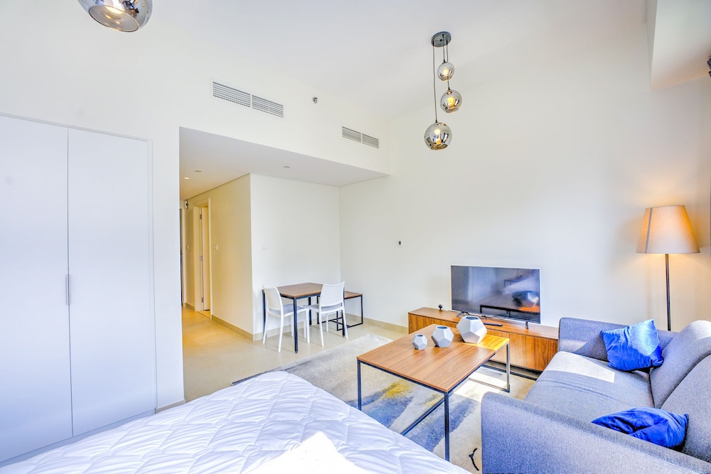 Expo Village Serviced Apartments 6
