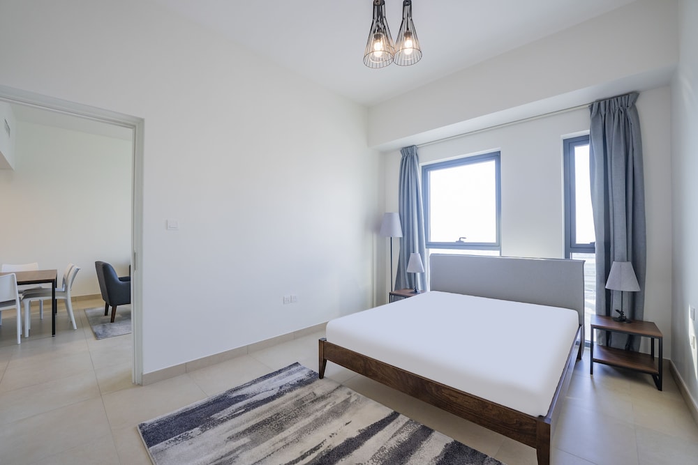 Expo Village Serviced Apartments 14