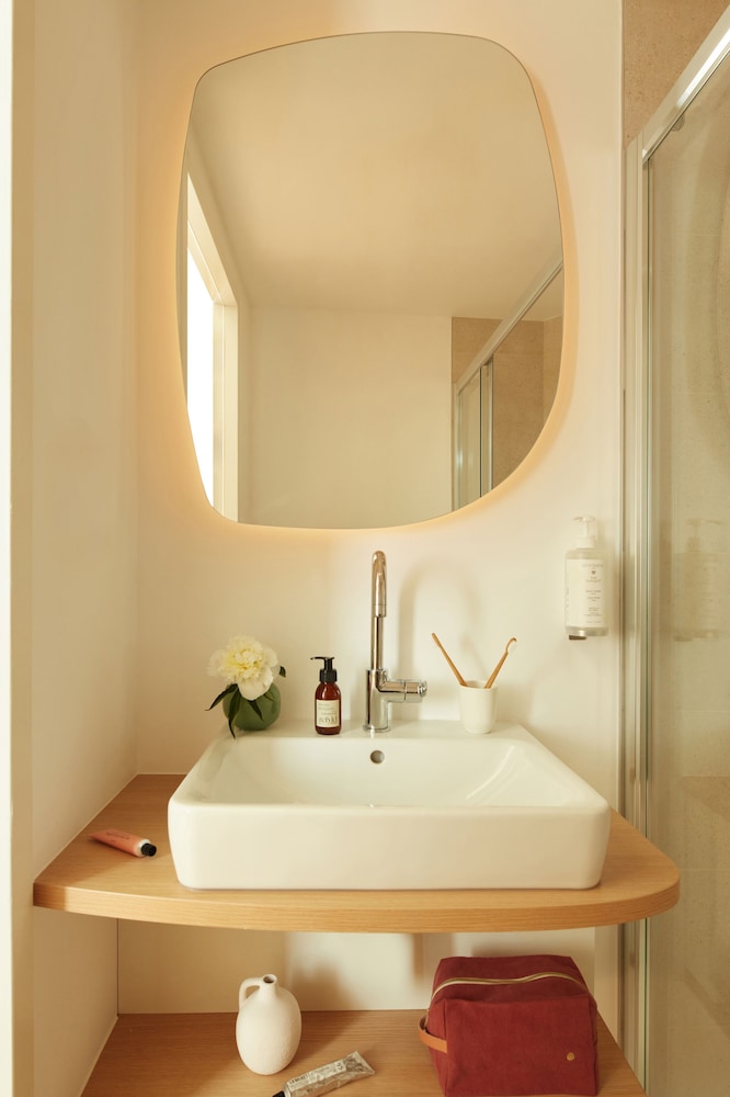 OKKO Hotels Paris Rosa Parks 18