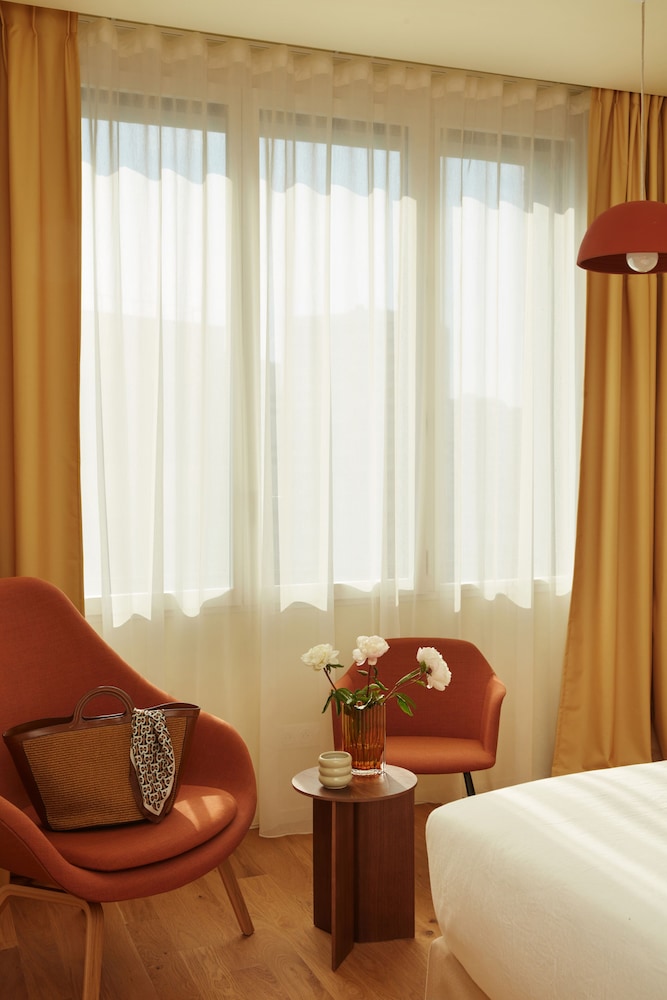 OKKO Hotels Paris Rosa Parks 14
