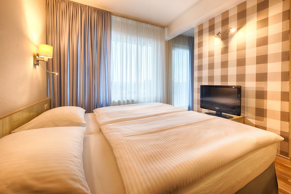 enjoy hotel Berlin City Messe 11