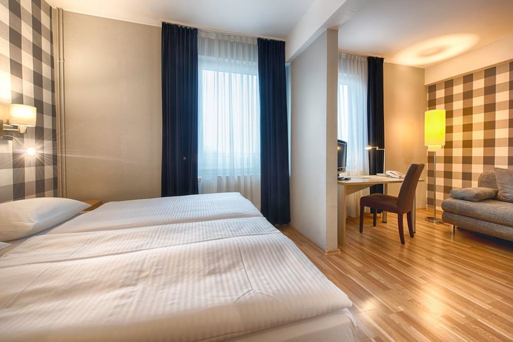 enjoy hotel Berlin City Messe 23