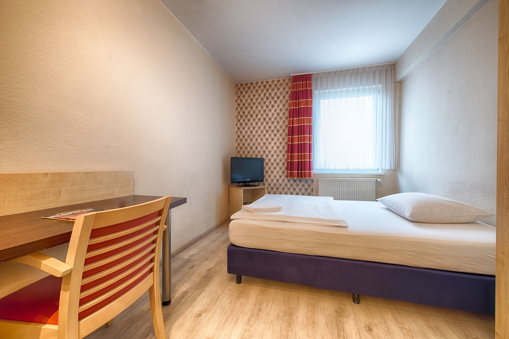 enjoy hotel Berlin City Messe 15