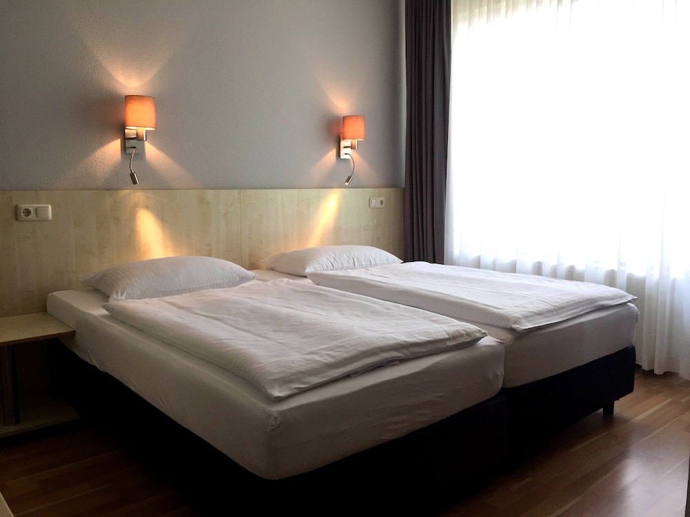 enjoy hotel Berlin City Messe 8