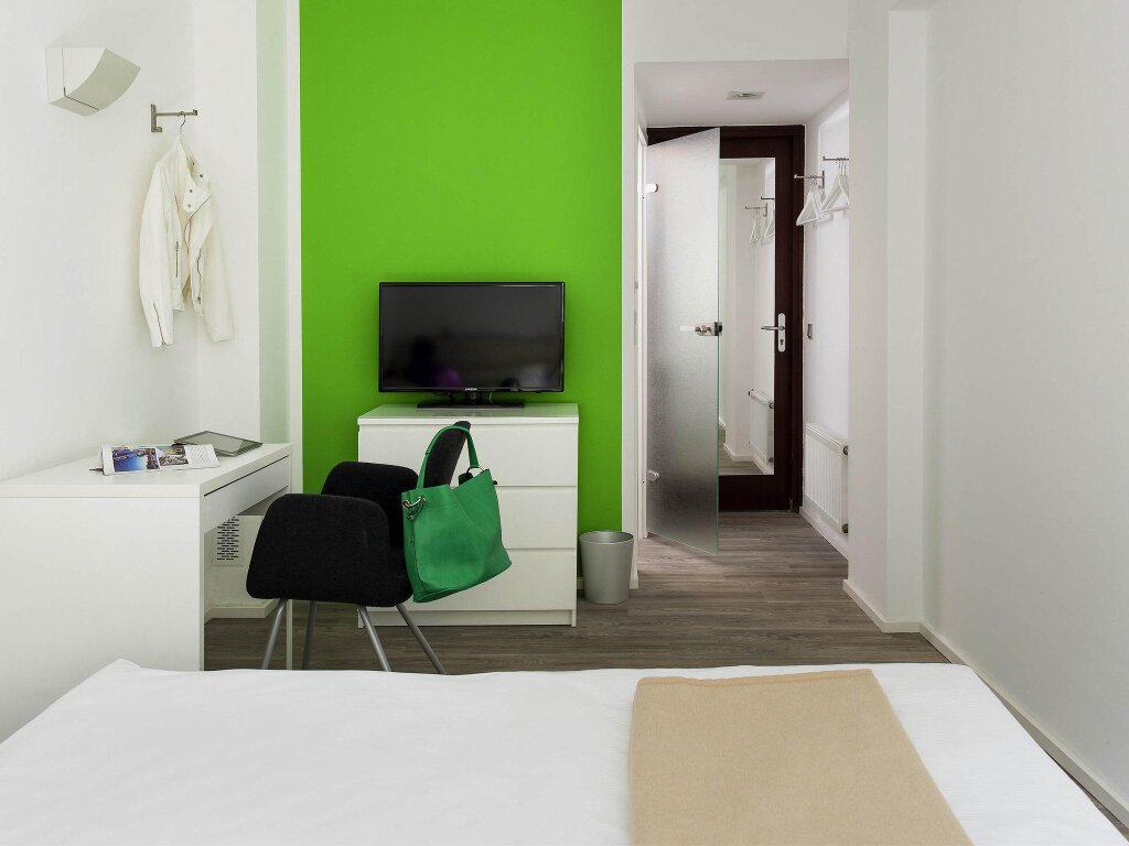 Nuno Hotel Köln City 4