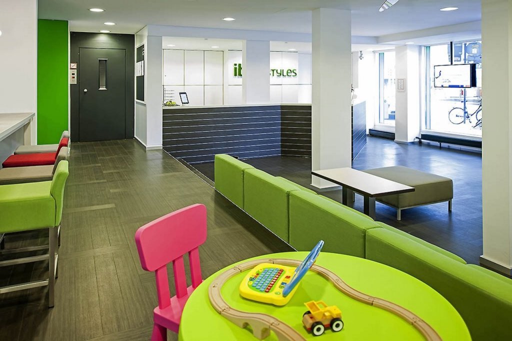 Nuno Hotel Köln City 11