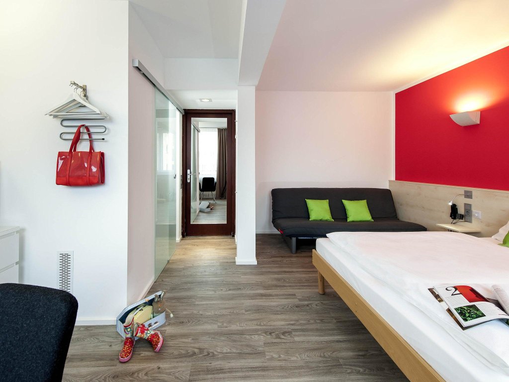 Nuno Hotel Köln City 2