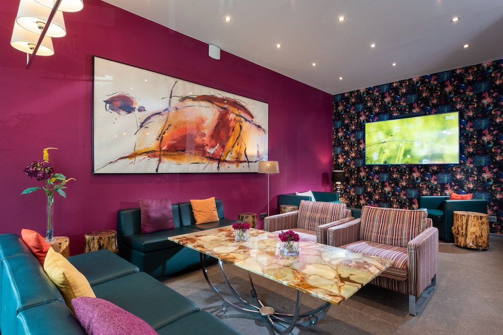 SORAT Hotel Berlin 8