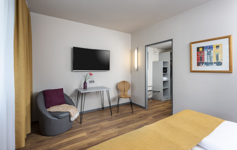 SORAT Hotel Berlin 18