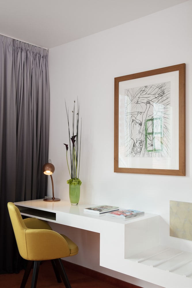 art'otel Berlin Mitte 12