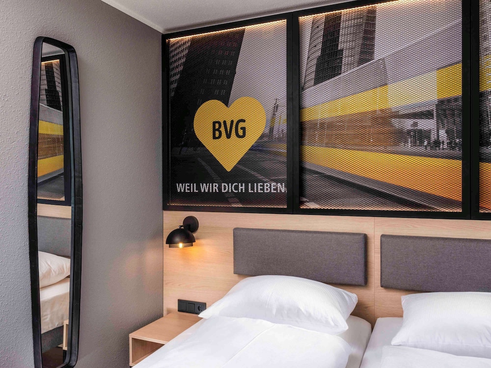 ibis Styles Berlin Treptow 7