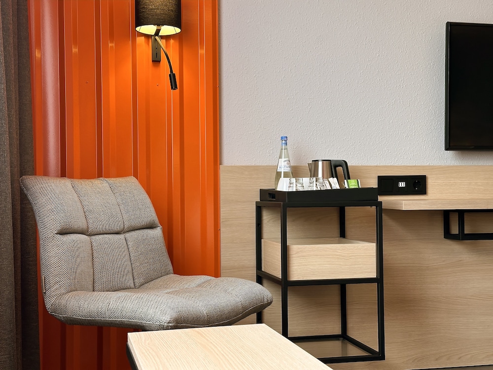 ibis Styles Berlin Treptow 11