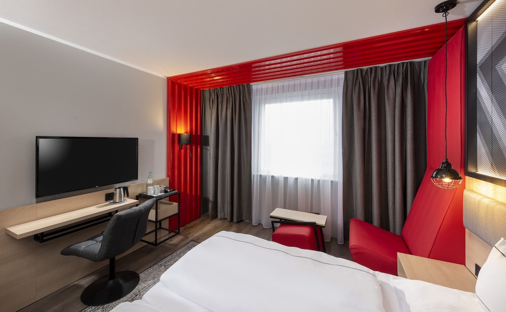 ibis Styles Berlin Treptow 10