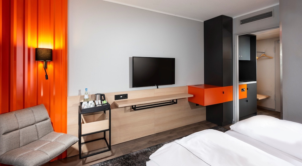 ibis Styles Berlin Treptow 13