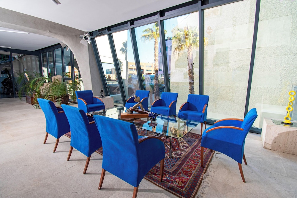 e-Kilibrio Hotel & Apart-Suites 3