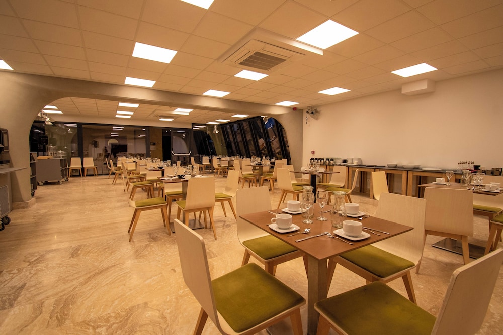 e-Kilibrio Hotel & Apart-Suites 17