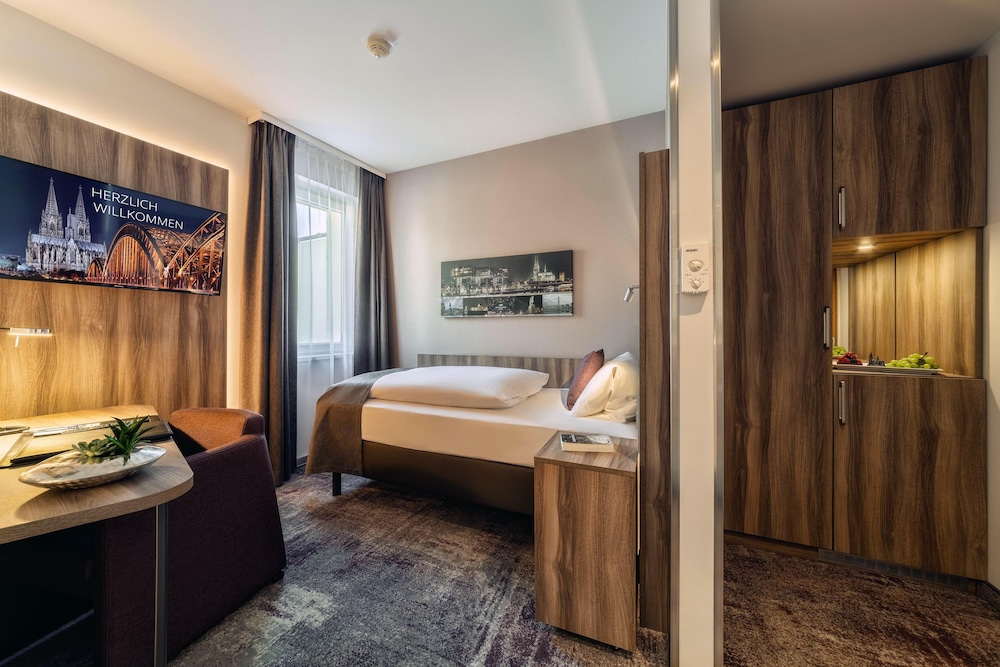 CityClass Hotel Europa am Dom 16