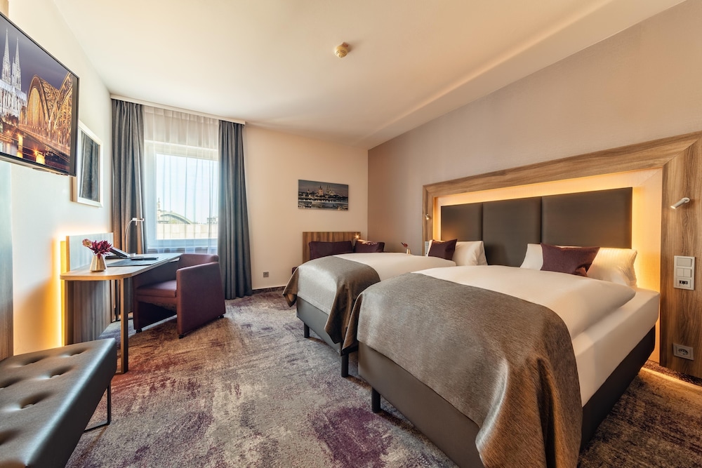 CityClass Hotel Europa am Dom 24