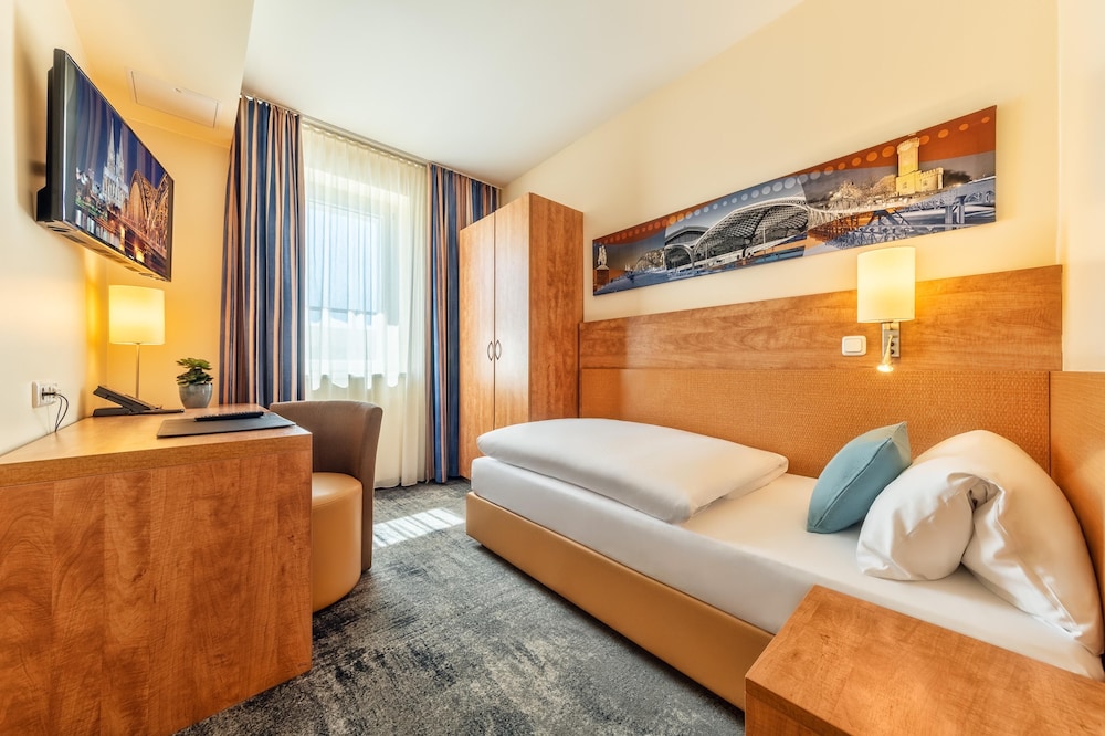 CityClass Hotel Europa am Dom 11