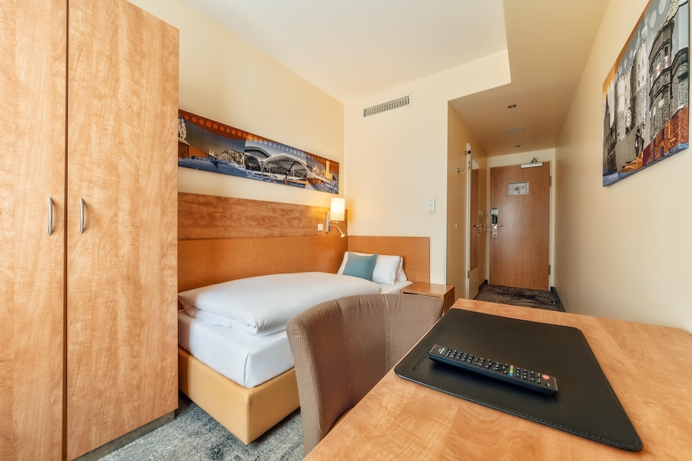 CityClass Hotel Europa am Dom 13