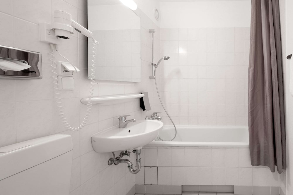 Hotel Berlin Lichtenberg 19
