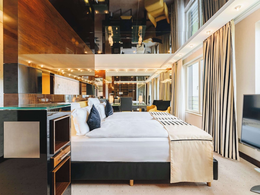 Pullman Berlin Schweizerhof 12
