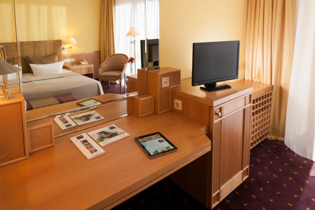 Hotel Dorint Bonn Venusberg 15