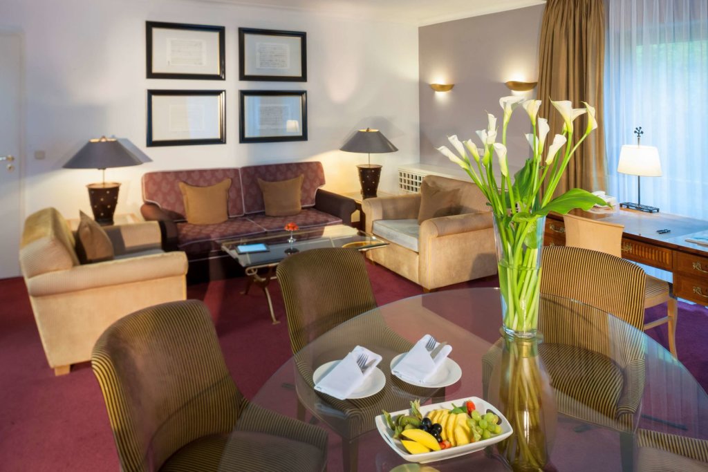 Hotel Dorint Bonn Venusberg 13
