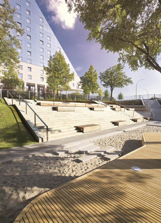 Estrel Berlin 20