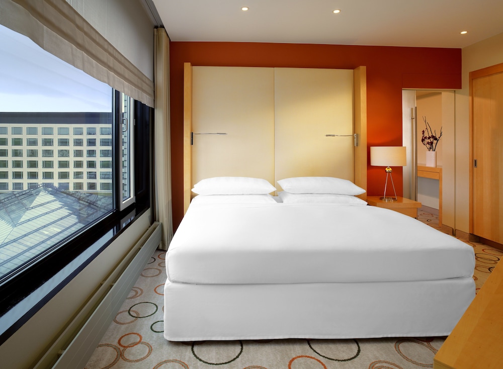 Sheraton Berlin Grand Hotel Esplanade 7