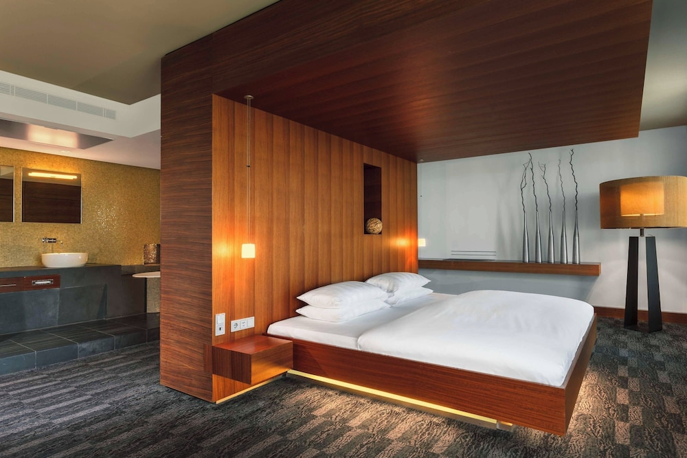 Sheraton Berlin Grand Hotel Esplanade 18