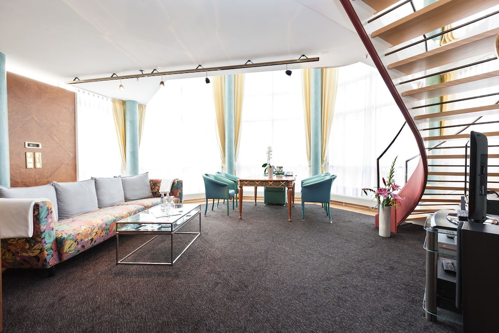 Living Hotel Großer Kurfürst 18