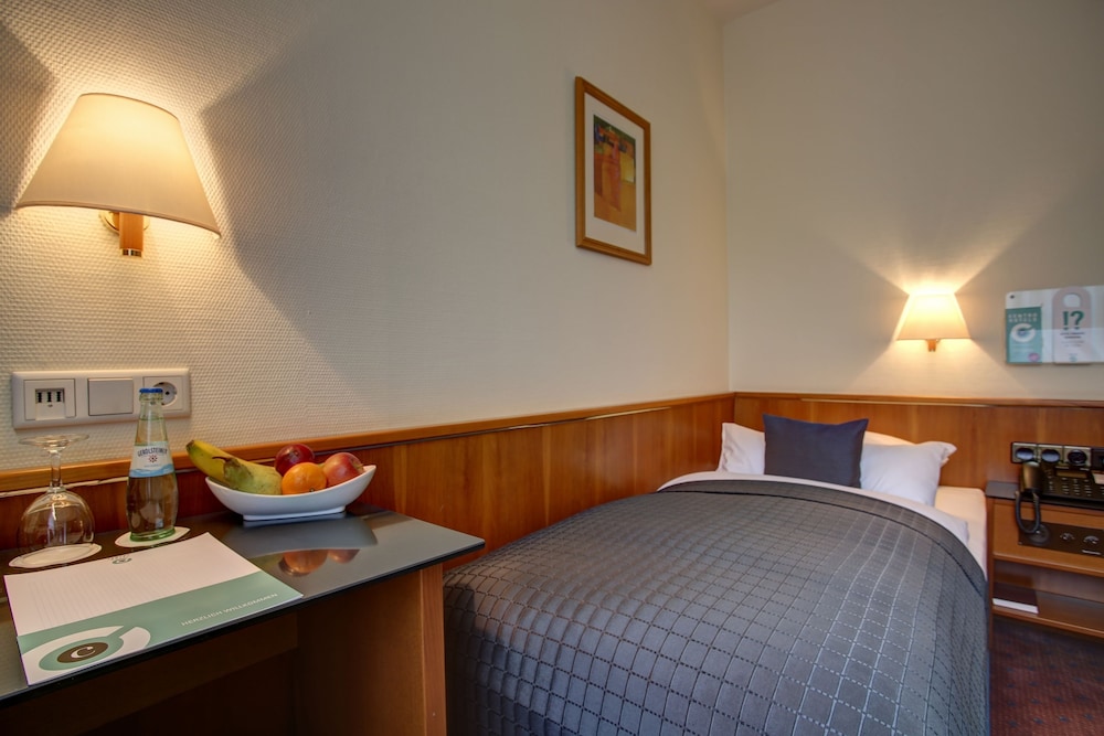 Trip Inn Hotel Esplanade 15