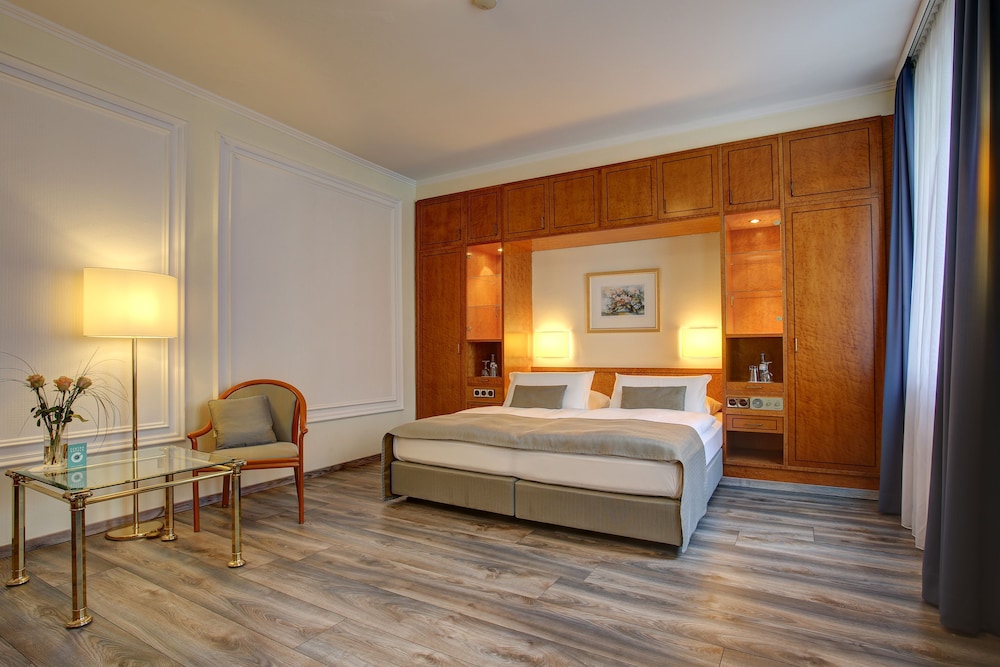 Trip Inn Hotel Esplanade 19