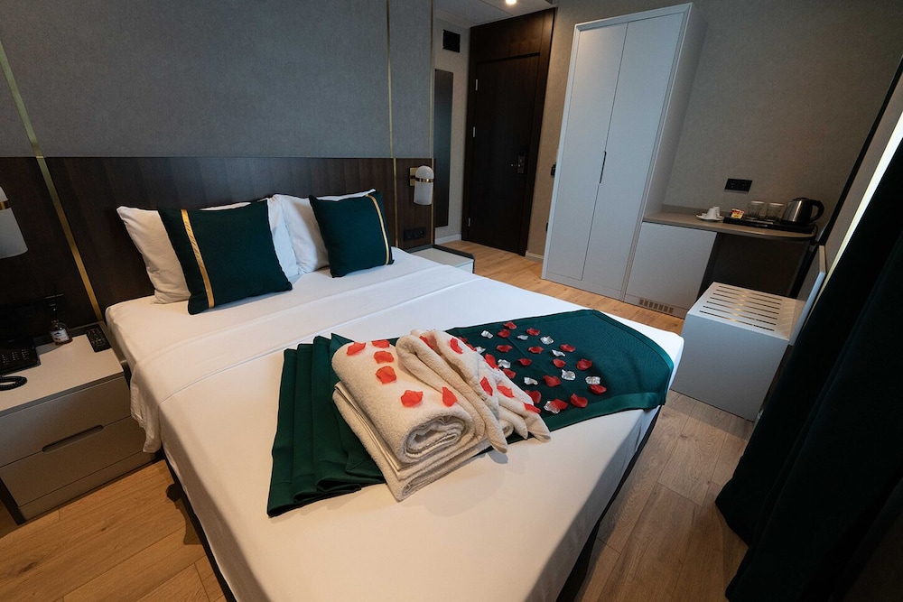 Costera Hotel 7