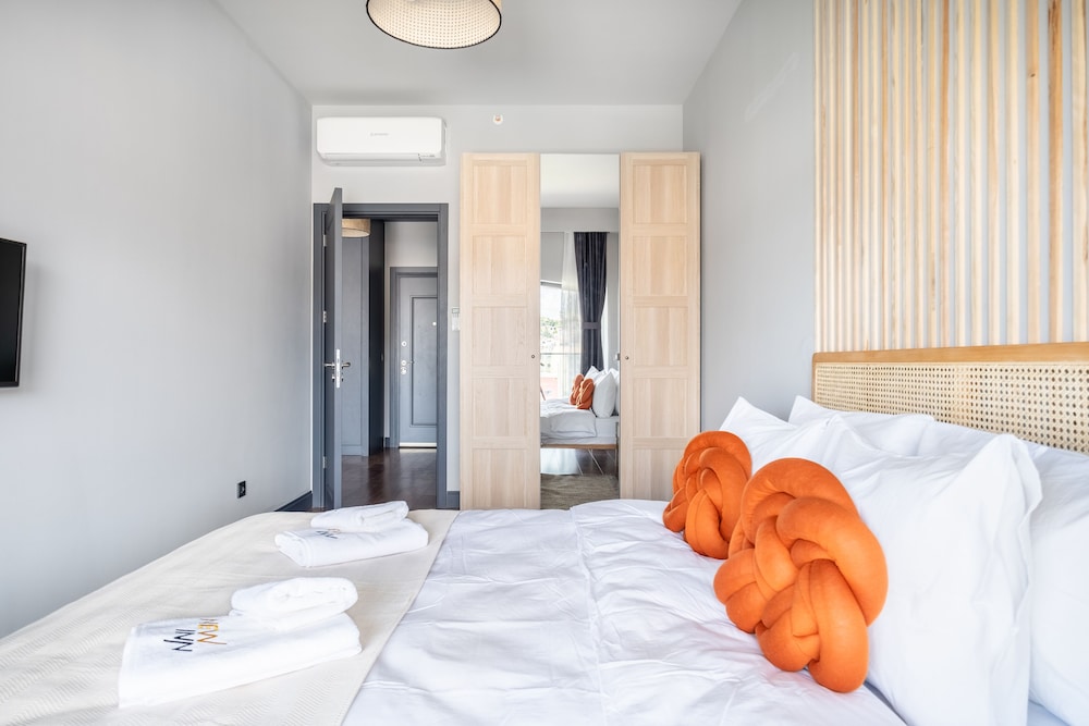 Benesta Residence by New Inn 11