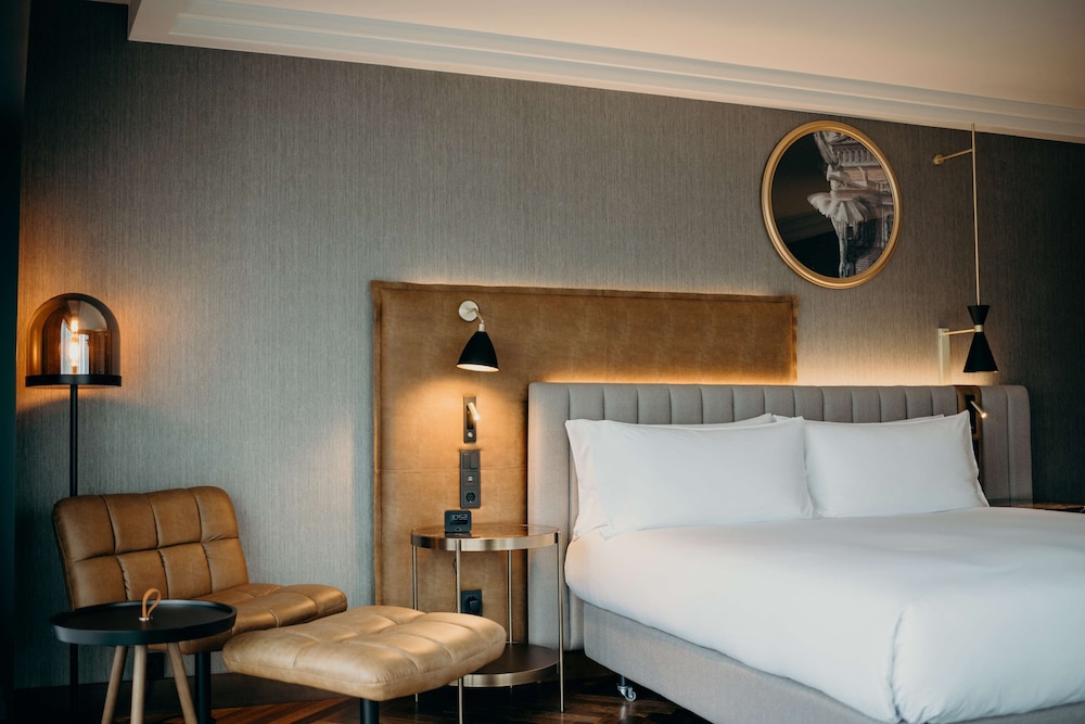 Hilton Frankfurt City Centre 14
