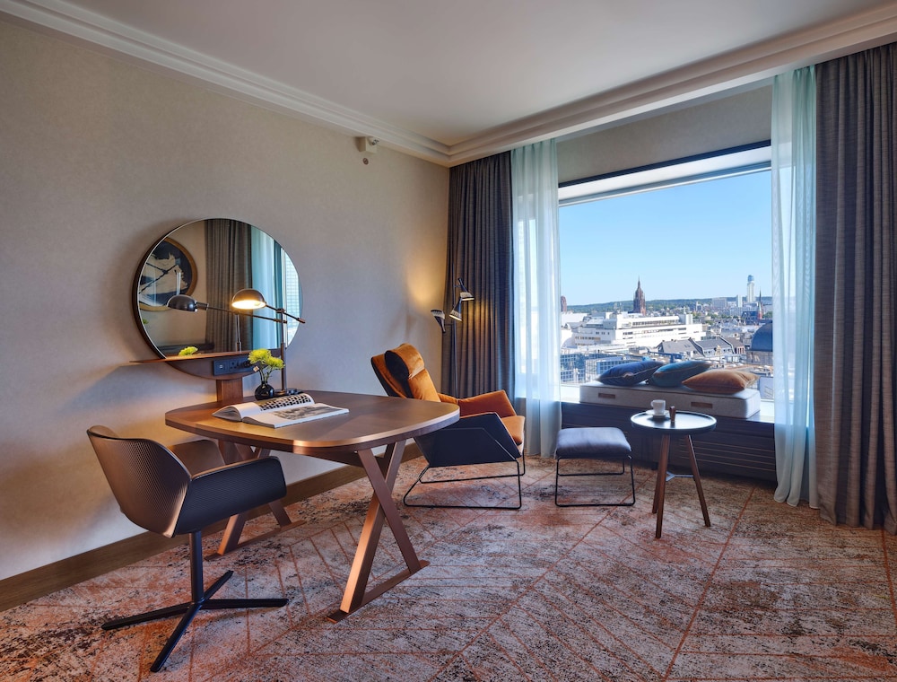 Hilton Frankfurt City Centre 22