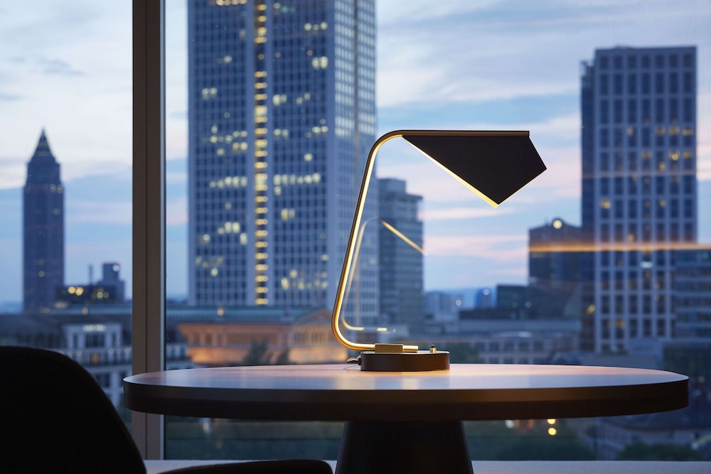 Hilton Frankfurt City Centre 19