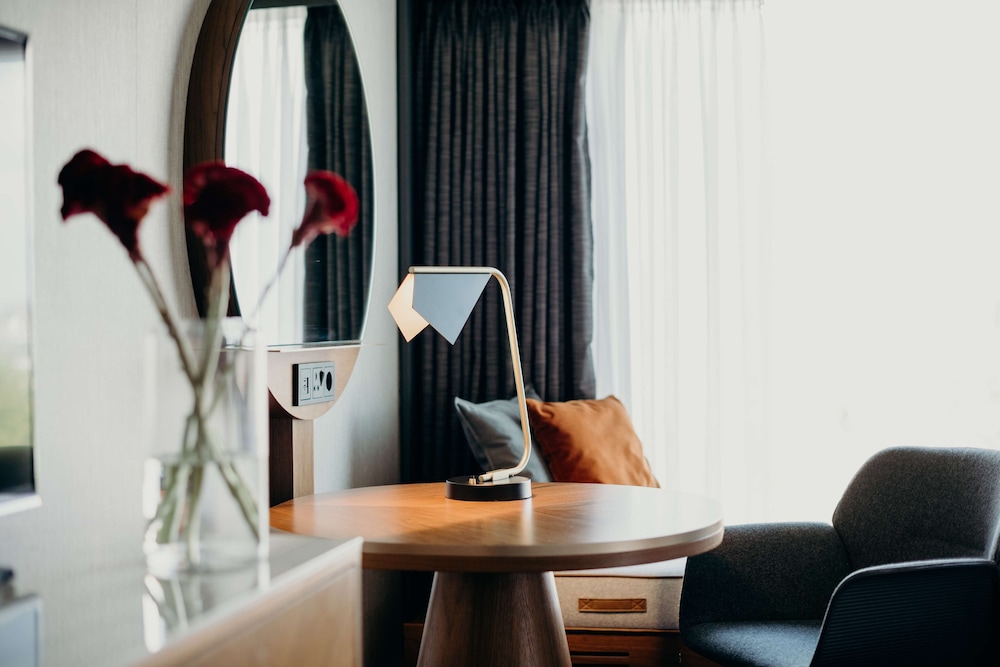 Hilton Frankfurt City Centre 12