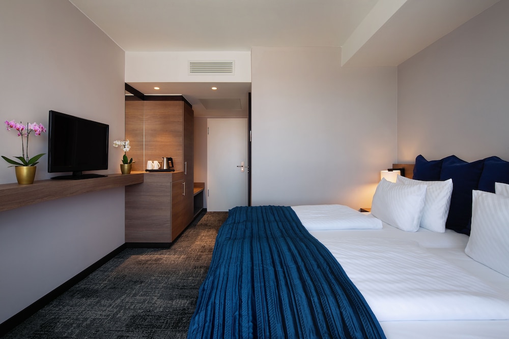 Holiday Inn Berlin City Center East Prenzlauer Berg 3