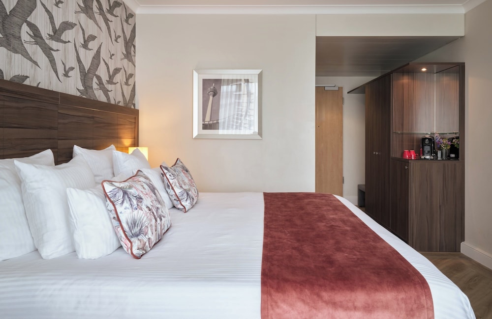 Leonardo Royal Hotel Düsseldorf Königsallee 16