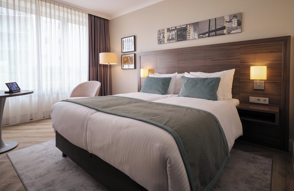 Leonardo Royal Hotel Düsseldorf Königsallee 8