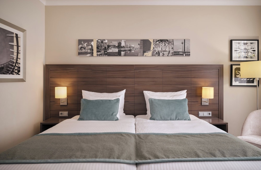 Leonardo Royal Hotel Düsseldorf Königsallee 24