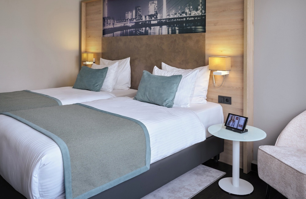 Leonardo Royal Hotel Düsseldorf Königsallee 7