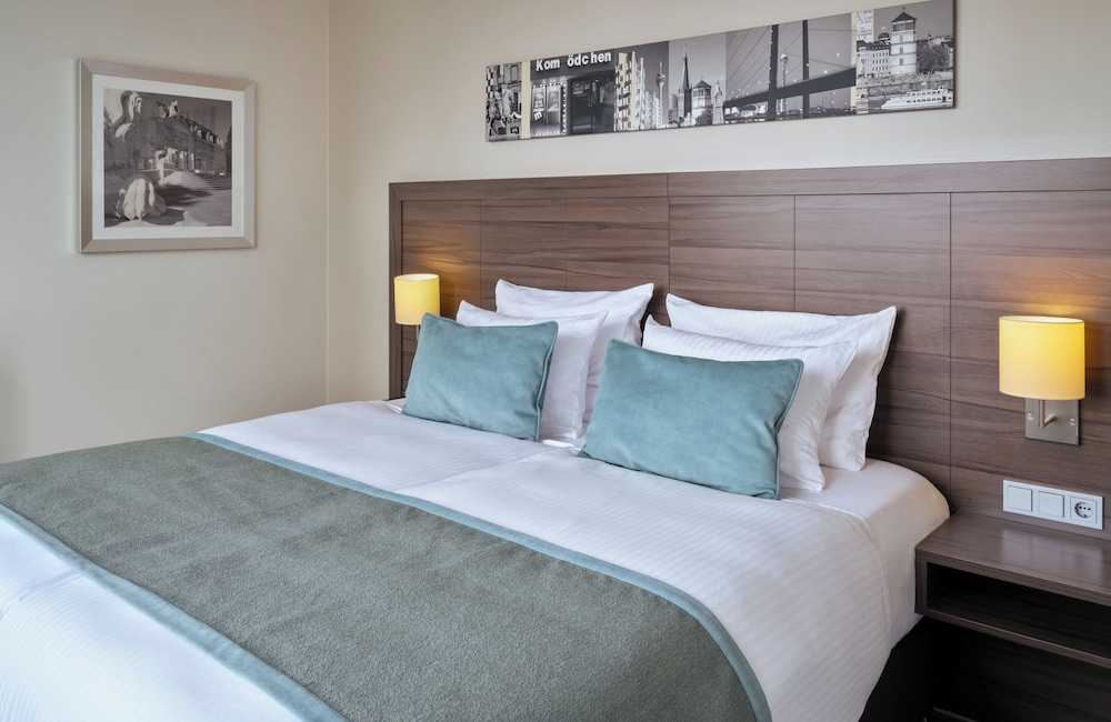 Leonardo Royal Hotel Düsseldorf Königsallee 13