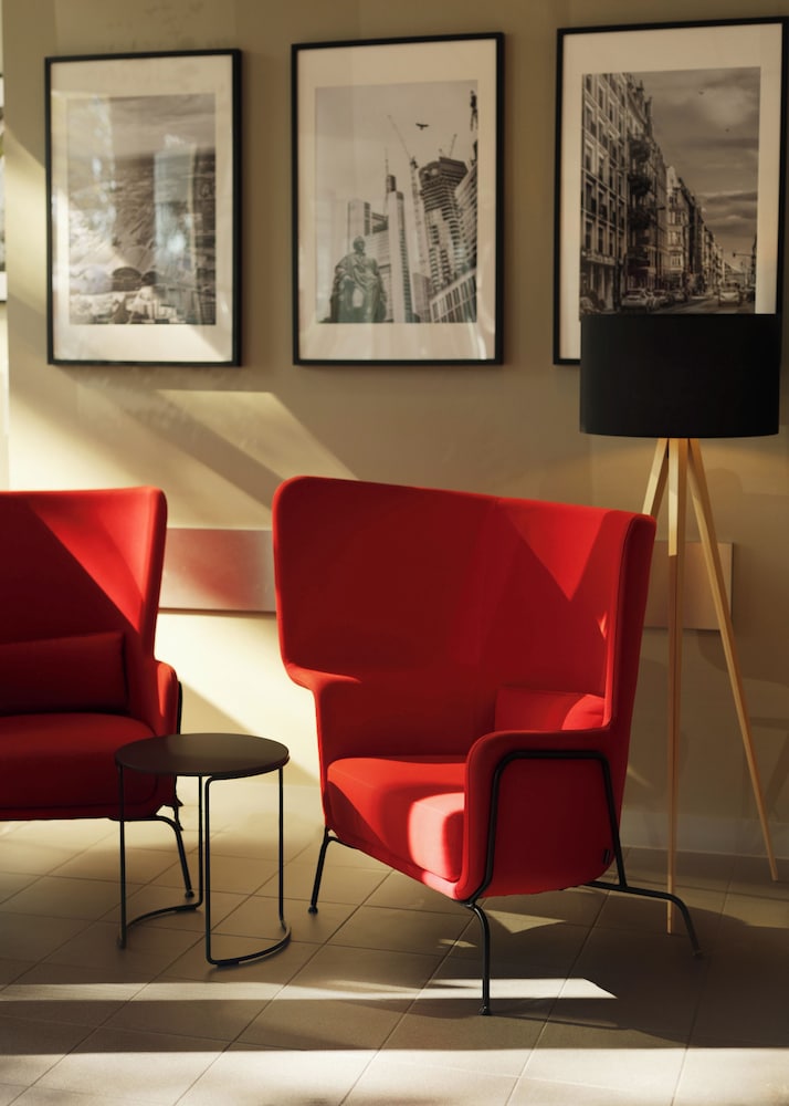 ibis Frankfurt Centrum Hotel 4
