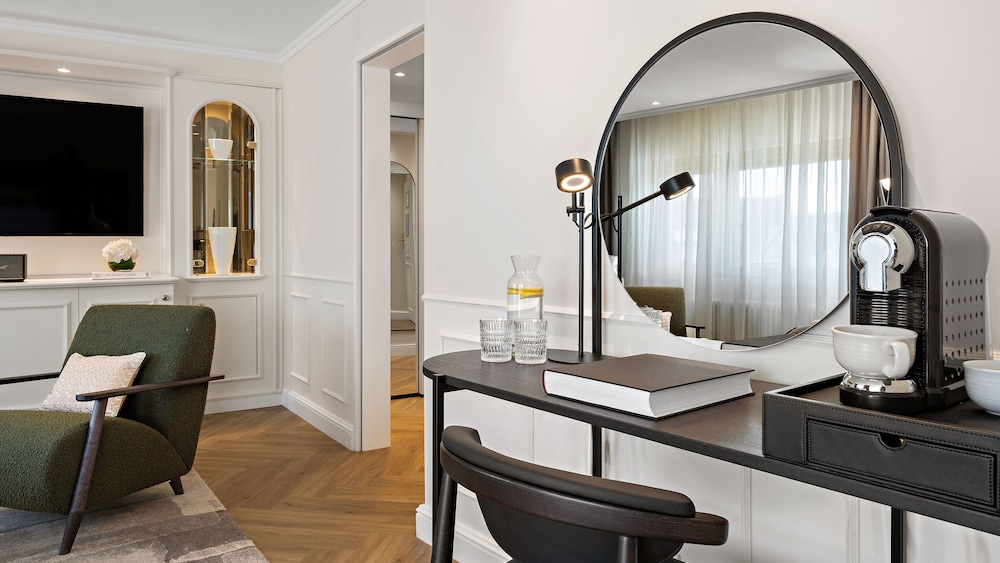 Hotel Bristol Berlin 17